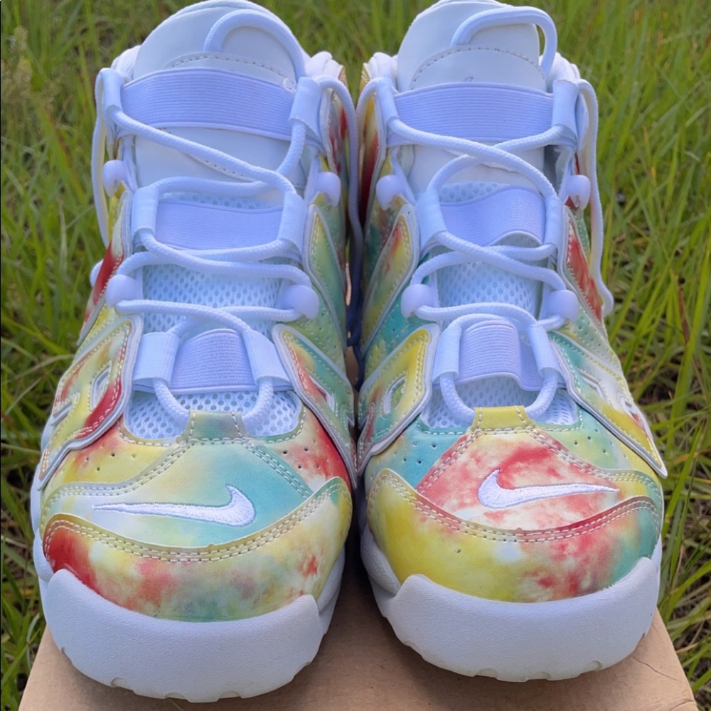 Nike Air More